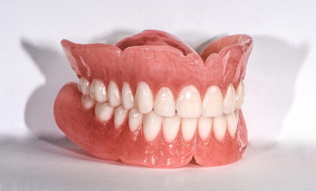 Full dentures