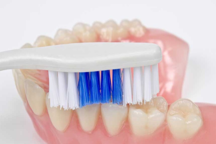 Denture Cleaning Tablets vs. Traditional Methods